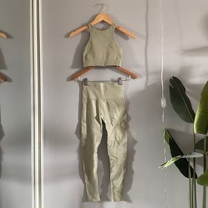 COPY - Set Active Two Piece Set